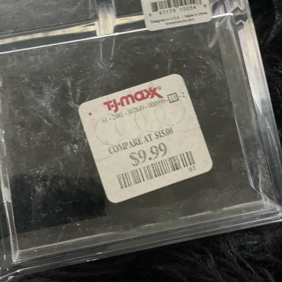 Makeup container - Picture 2 of 3